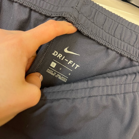 Nike Dri Fit jogger pants-L - Picture 4 of 5